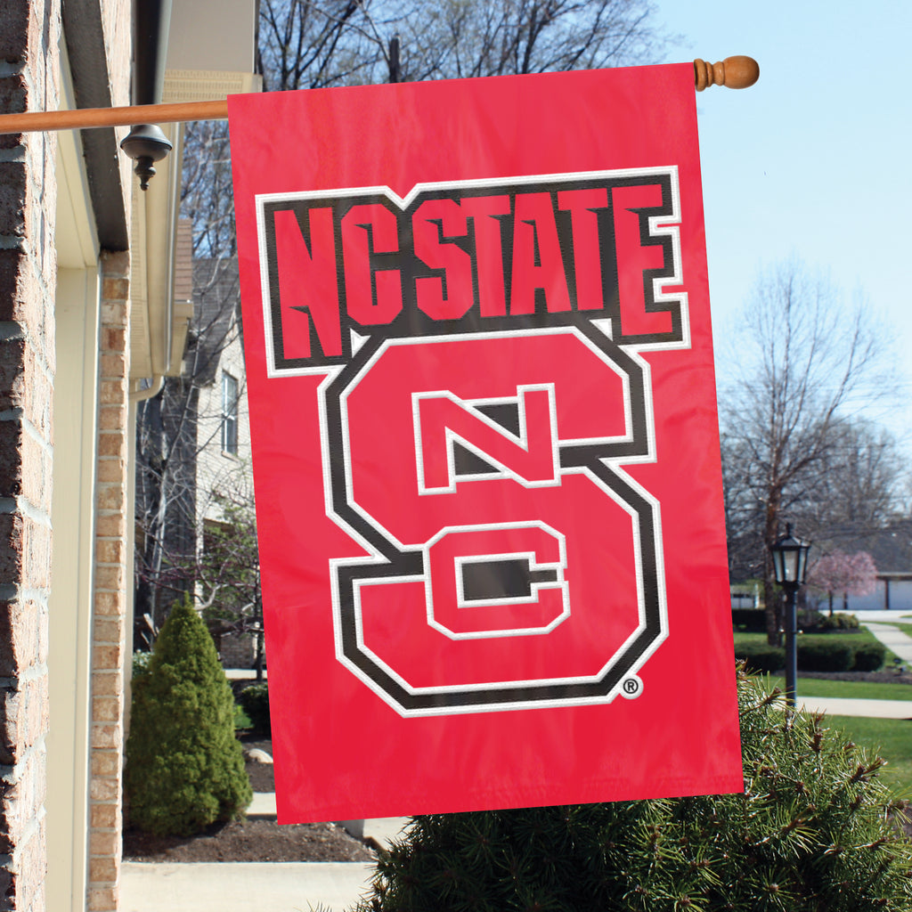 North Carolina State Wolfpack Applique Banner Flag