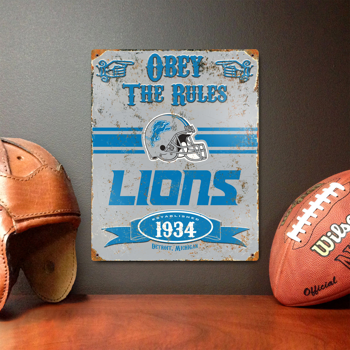Detroit Lions Pub-Style Embossed Metal Sign